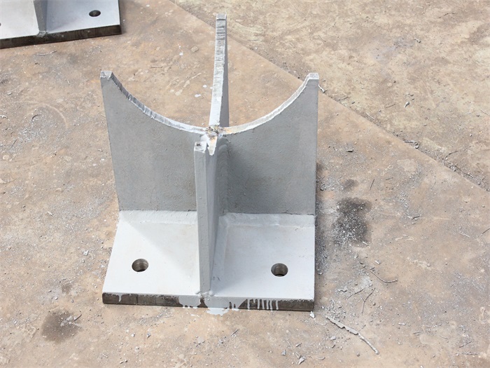 崇文螺栓球支座